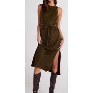 NEW BELLA DAHL tank slip dress in olive